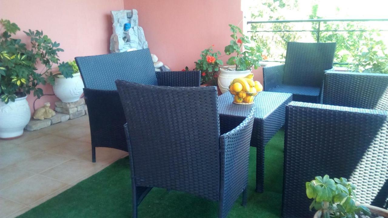 ליאפאדס Paradise House מראה חיצוני תמונה